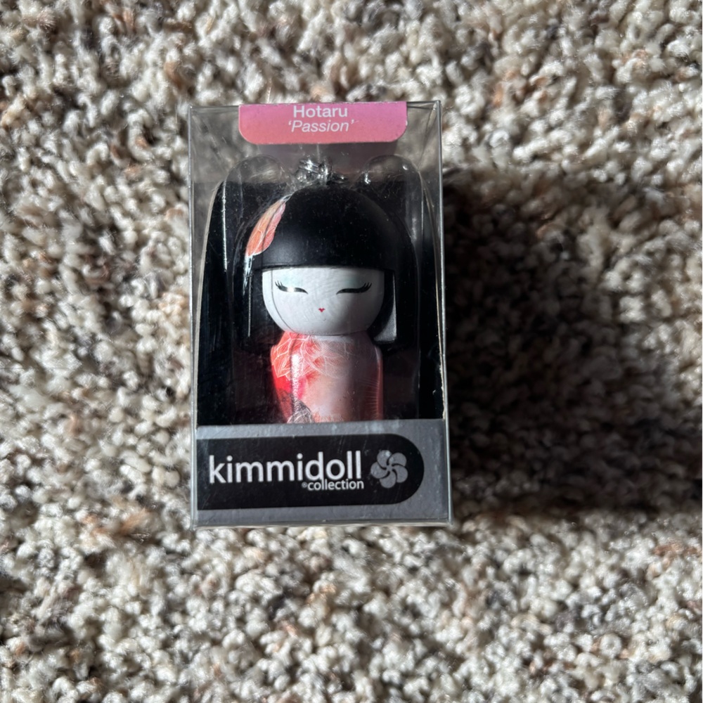 Kimmidoll Collection “Hotaru (Passion)” Figurine